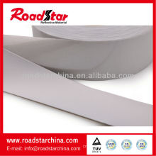 High intensity reflective elastic fabric